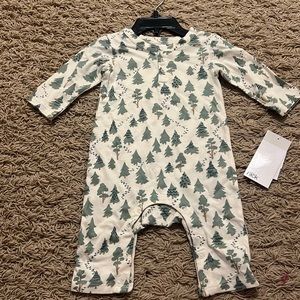 Baby onesie size 3M